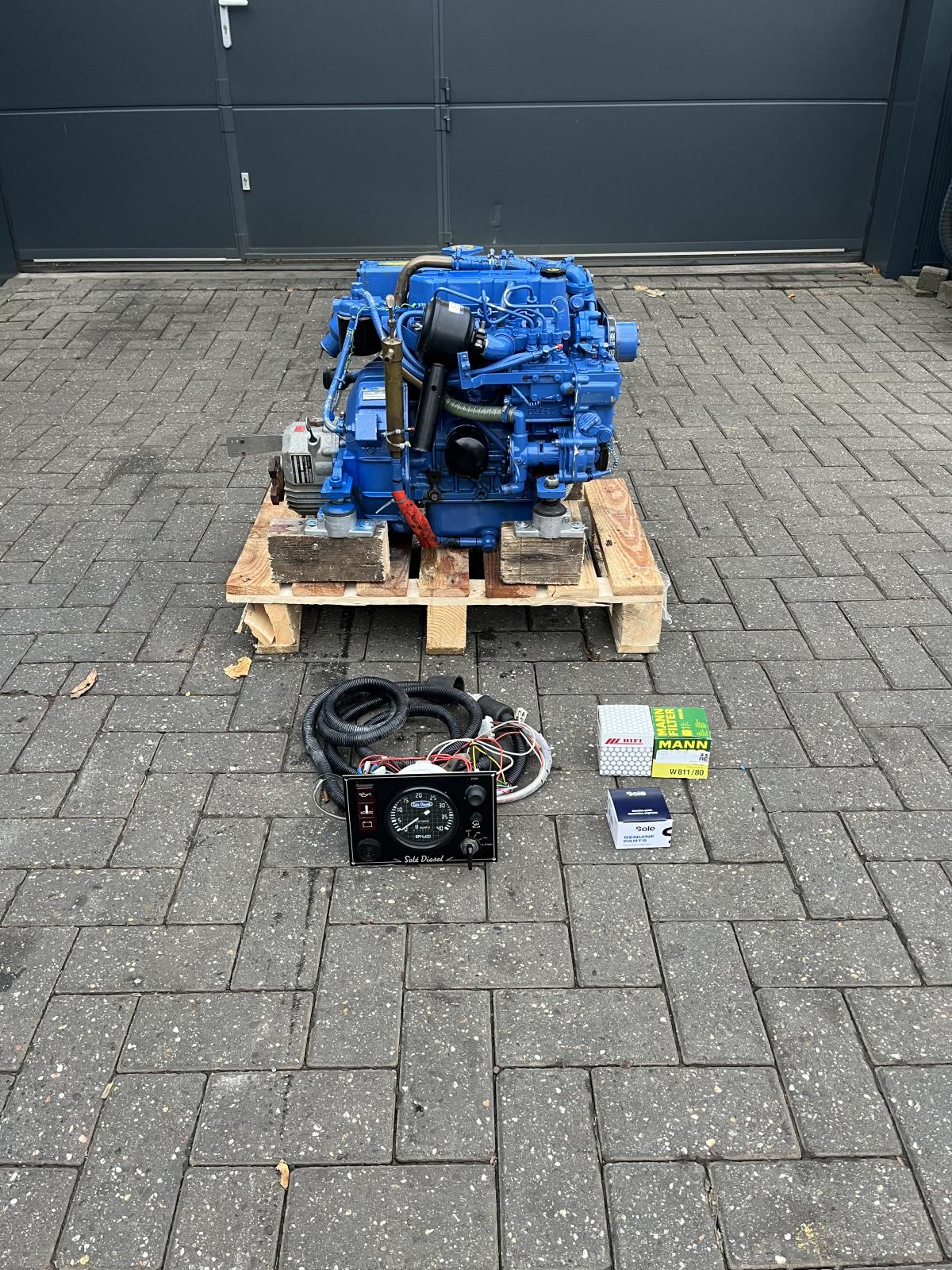 Sole Mini 26 - 25PS Schiffsmotor mit Getriebe – Bild 10