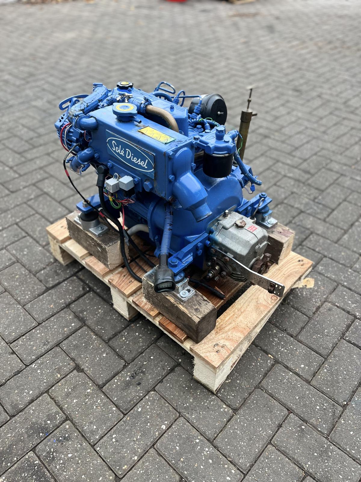 Sole Mini 26 - 25PS Schiffsmotor mit Getriebe – Bild 6