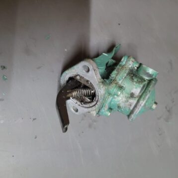 Volvo Penta 2003 opvoerpomp 833323