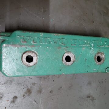 Volvo Penta 2003 valve cover 861063