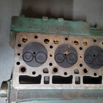 Volvo Penta 2003 cylinder head 860082