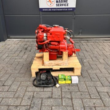Beta Marine Kubota 20hp marine engine with reverse gear and heat exchanger