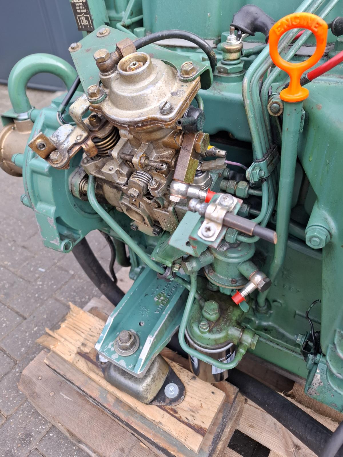 Volvo Penta TAMD31A twee 130pk scheepsmotor warmtewisselaar - Afbeelding 10