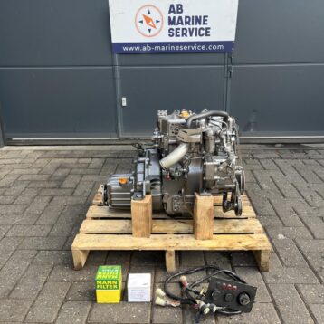 Yanmar 2GM20  16PS Schiffsmotor mit Wendegetriebe