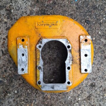 Kubota D750 Extension Housing Used