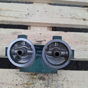 Volvo Penta D6-435 dual filter housing 8194541