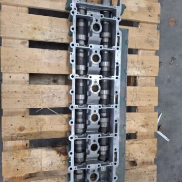 Volvo Penta D6-435 camshaft, valve cover, 40005656, 3587754, 3587755