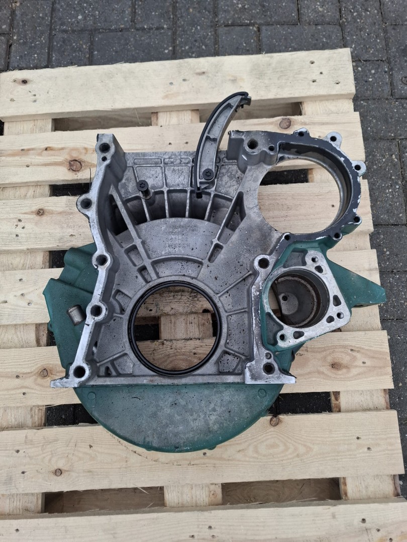 Volvo Penta D6-435 flywheel housing 3847475, 40005734, 22635095, 40005732, 23275772