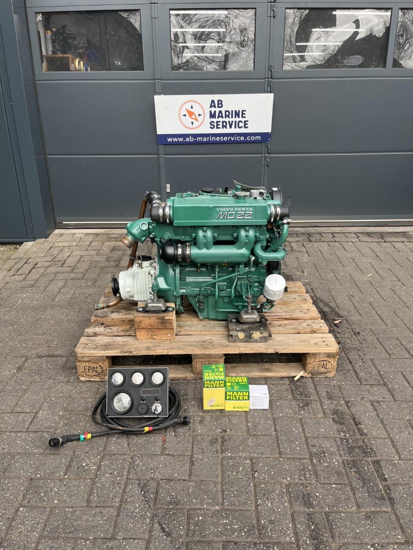 Volvo Penta MD22 50 hp marine engine with reverse gear and dashboard